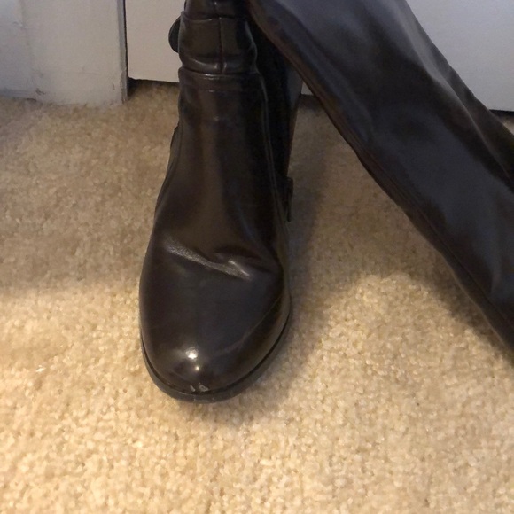 Heeled boots - Picture 5 of 8